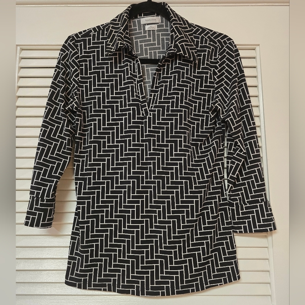 Van Heusen - Black & White Geometric V-Neck ¾ Sleeves Top